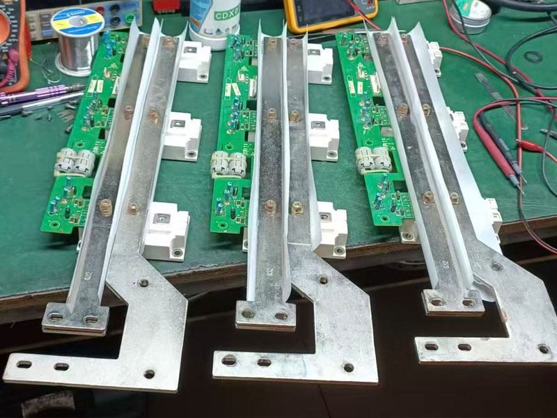 800-600A.jpg