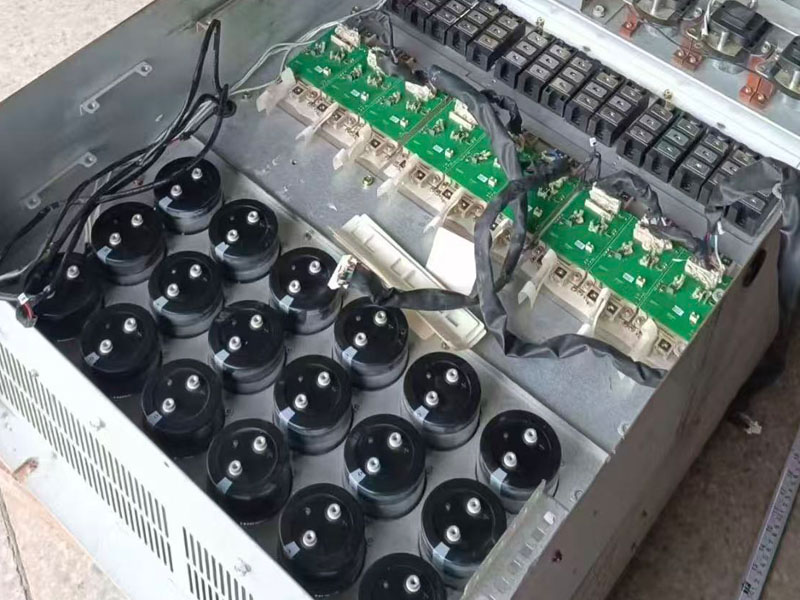 800-600B.jpg
